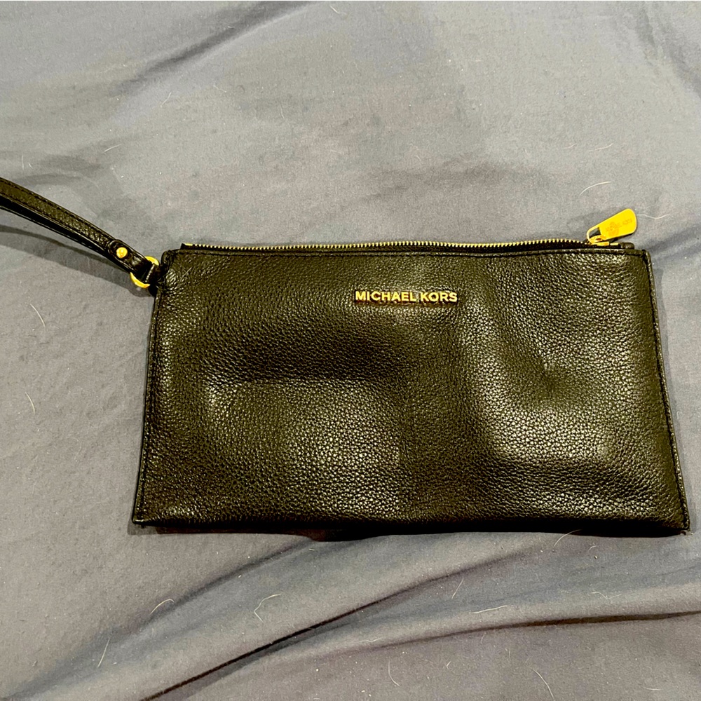 Black Michael Kors wristlet